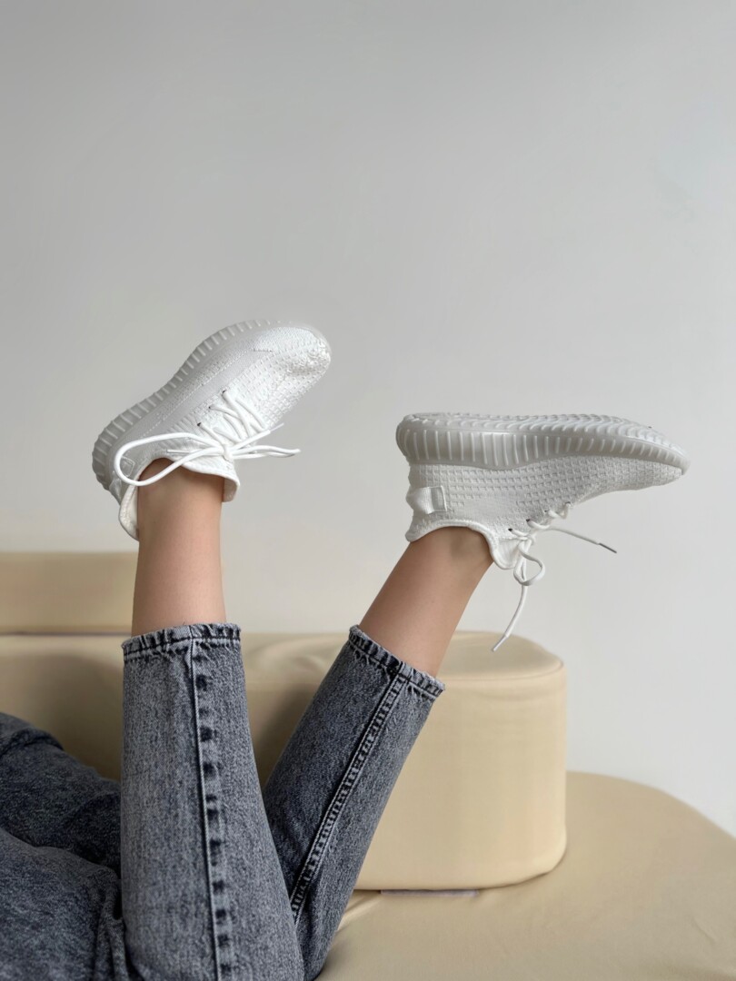Кросівки з сіткою білі