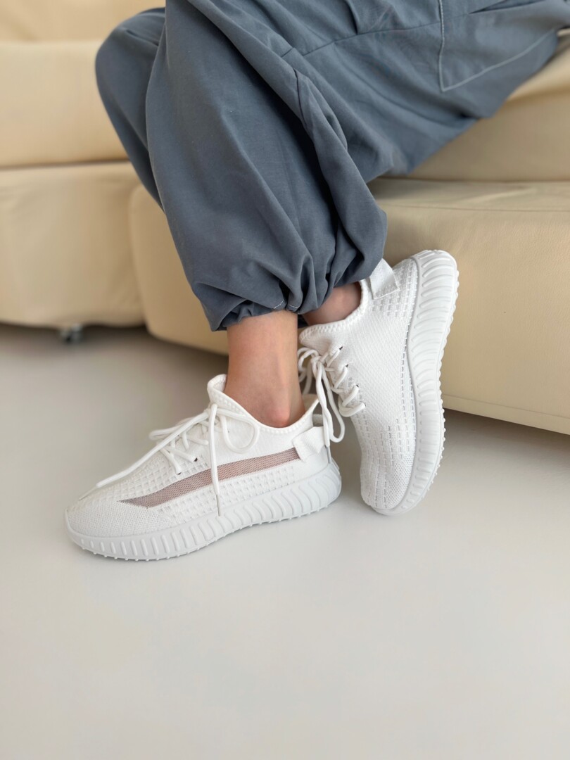 Кросівки з сіткою білі